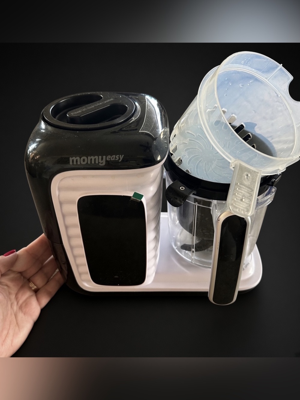 Momyeasy Baby Food Maker - Black & White